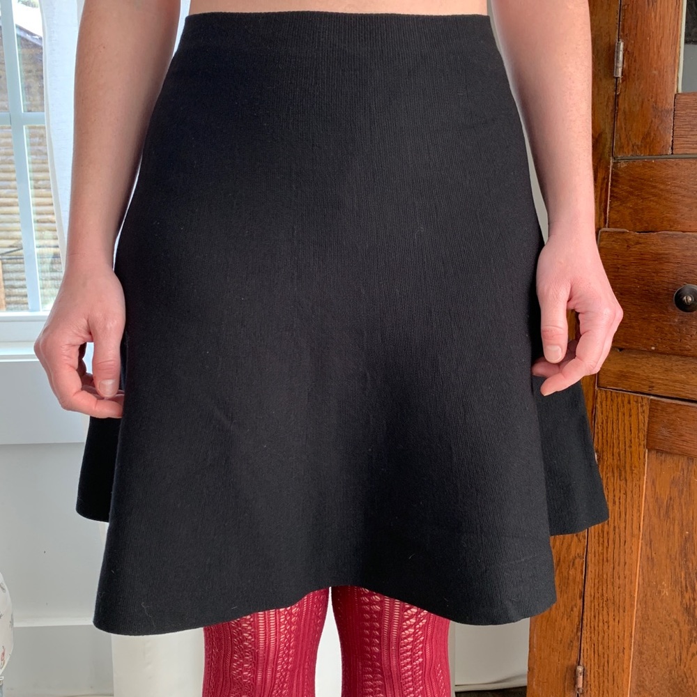 Ann Taylor Black Flared Sweater Skirt, Size S